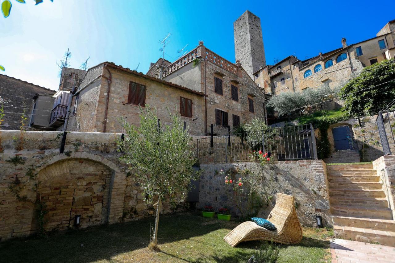 Apartament The Tower'S Garden San Gimignano Zewnętrze zdjęcie