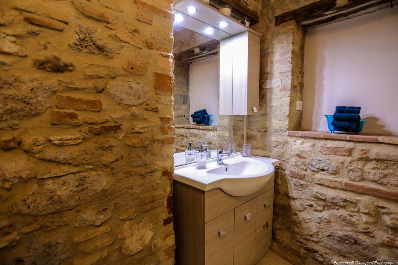 Apartament The Tower'S Garden San Gimignano Zewnętrze zdjęcie
